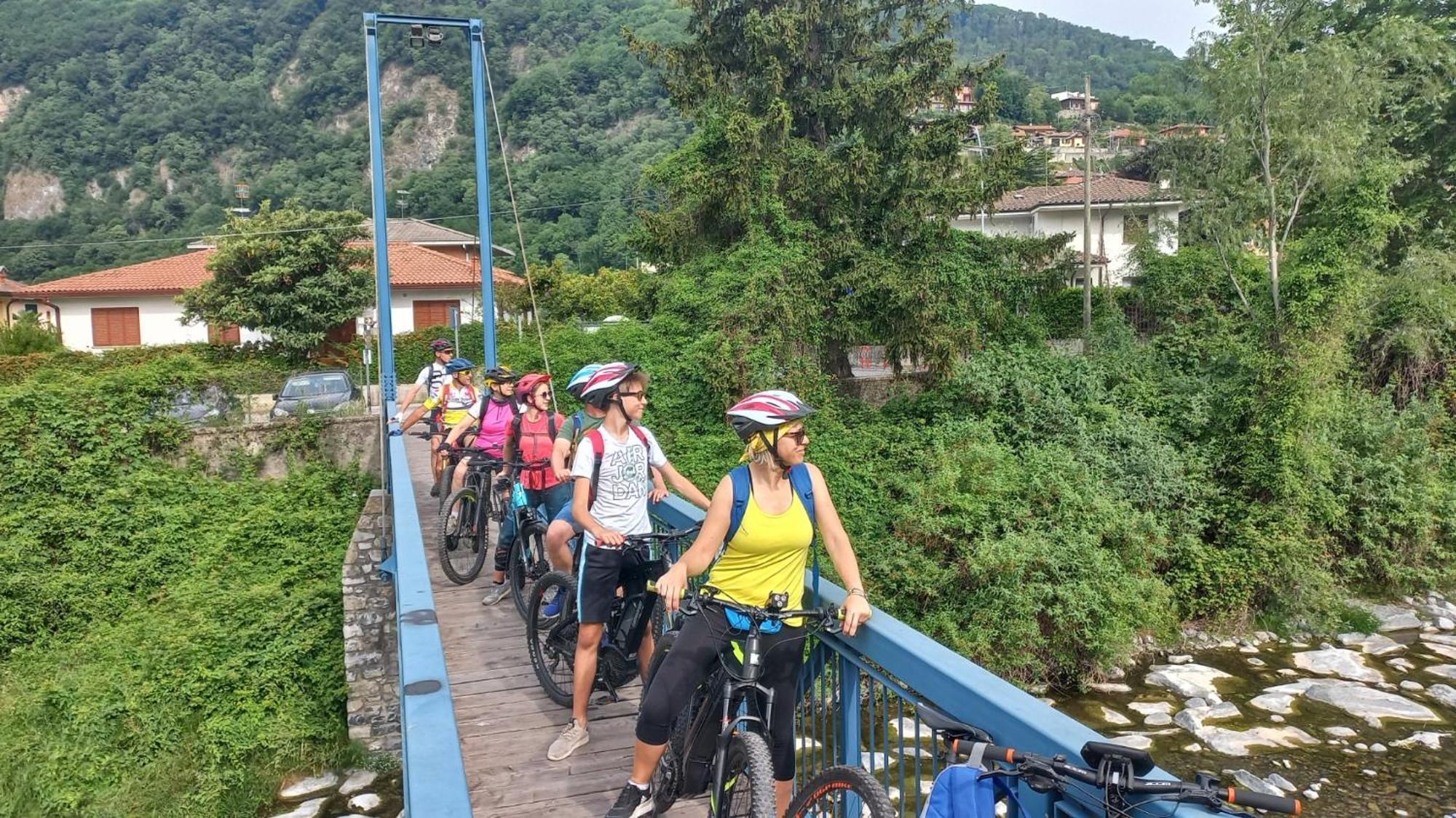 B&Bike Como Lake Castelmarte 외부 사진