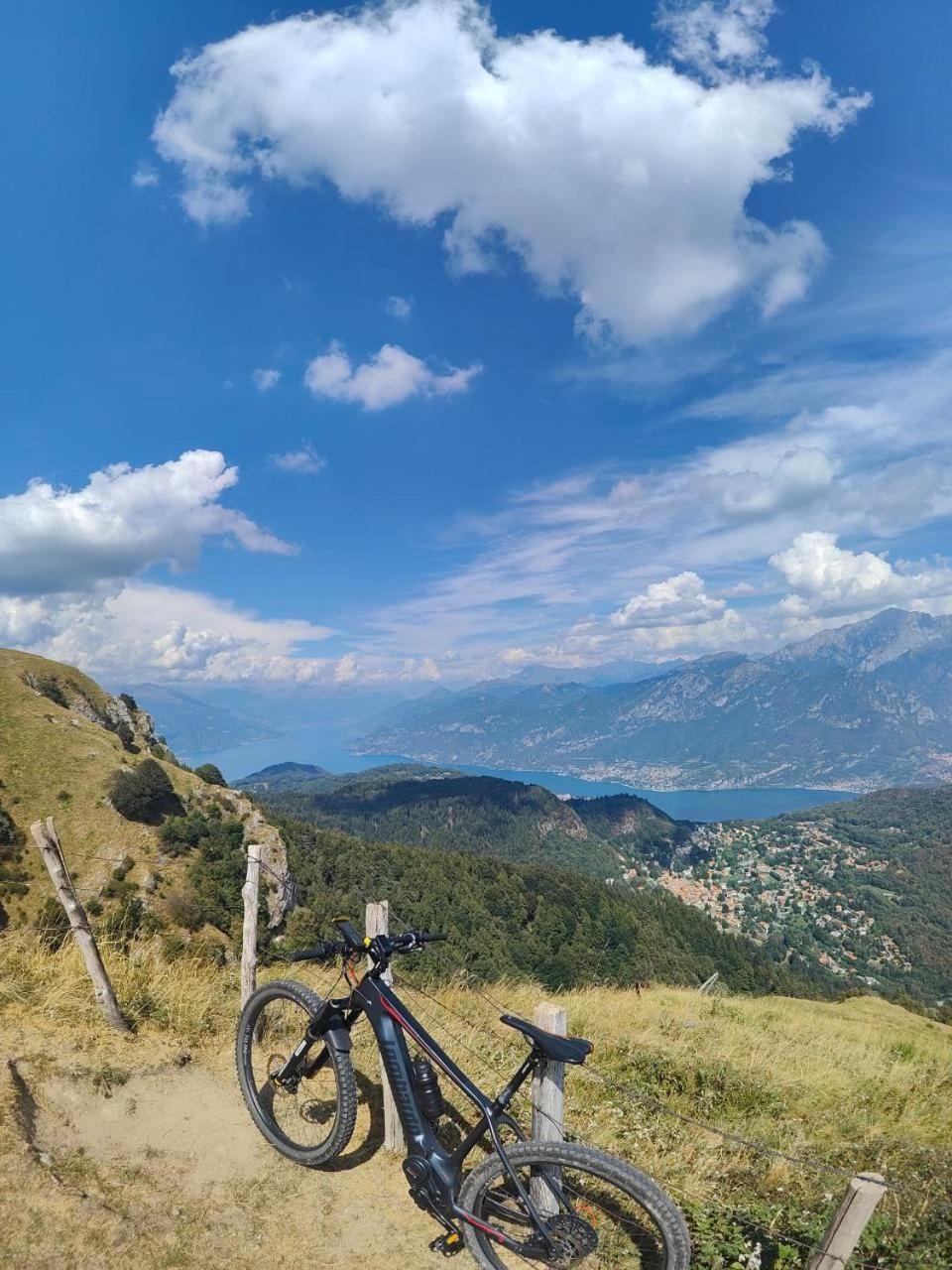 B&Bike Como Lake Castelmarte 외부 사진